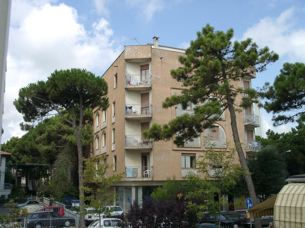 Residenza Holiday Llido Degli Estensi Exterior foto
